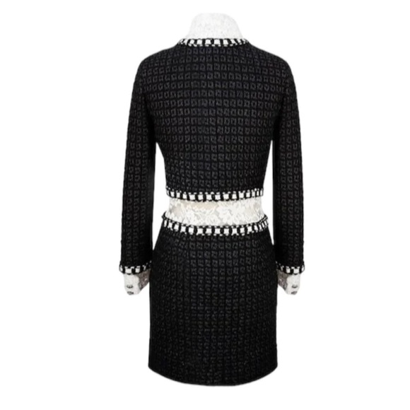 CHANEL RUNWAY DRESS - Picture 7 of 13